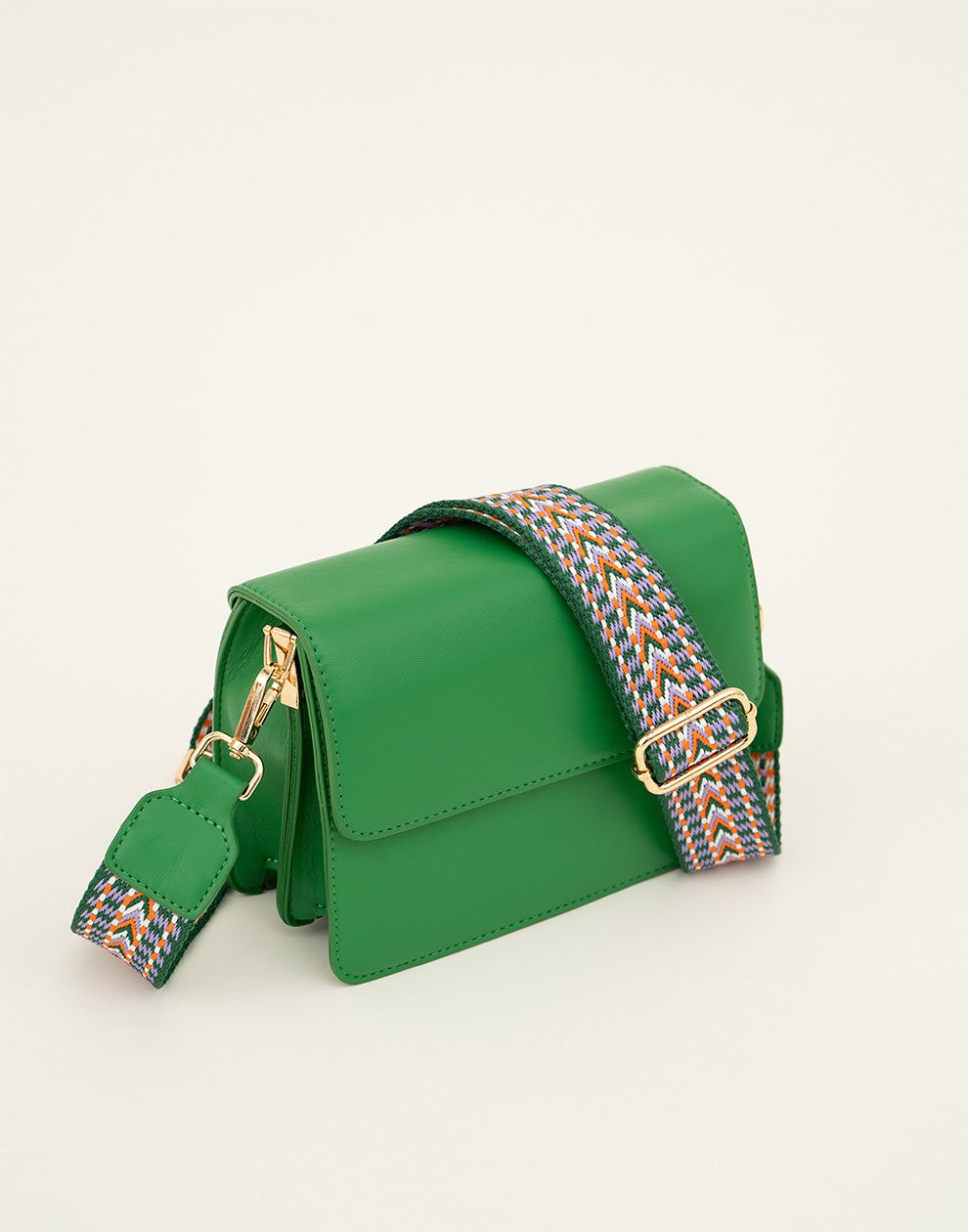 schoudertasje met luxe schouderband groen