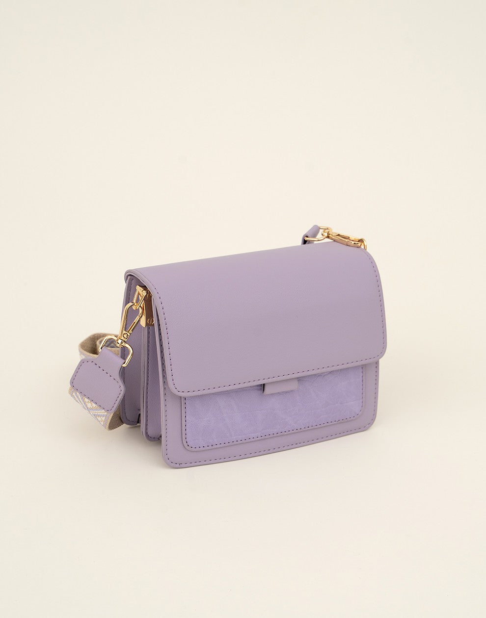 schoudertas met croco en luxe bagstrap lila