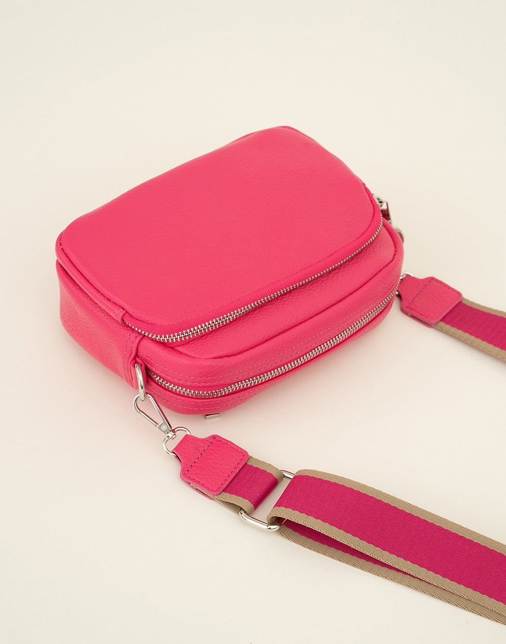 crossbody tas met twee vakken fuchsia