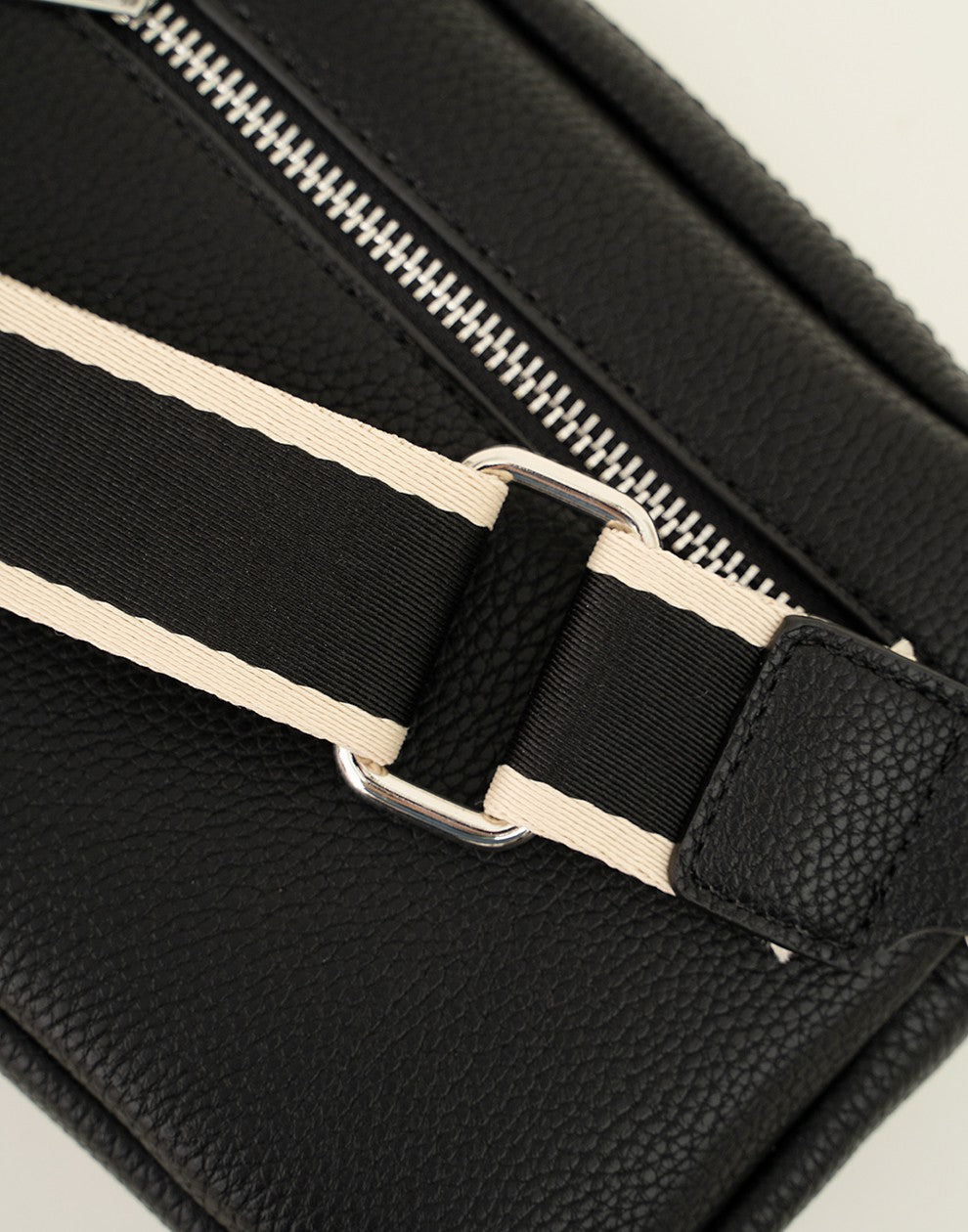 Crossbody tas met twee vakken zwart