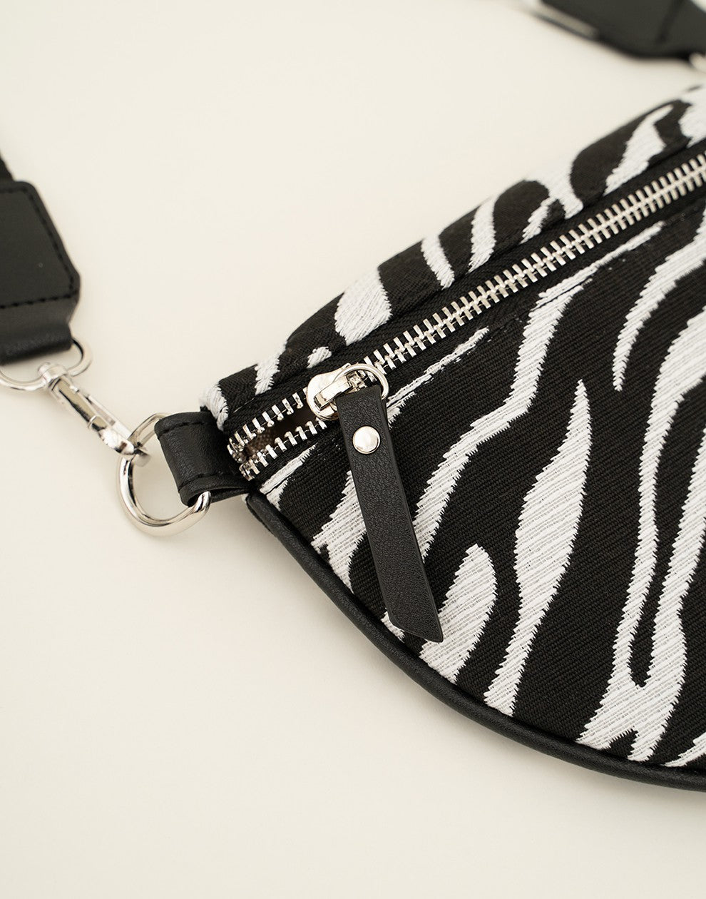 Bumbag met zebra print