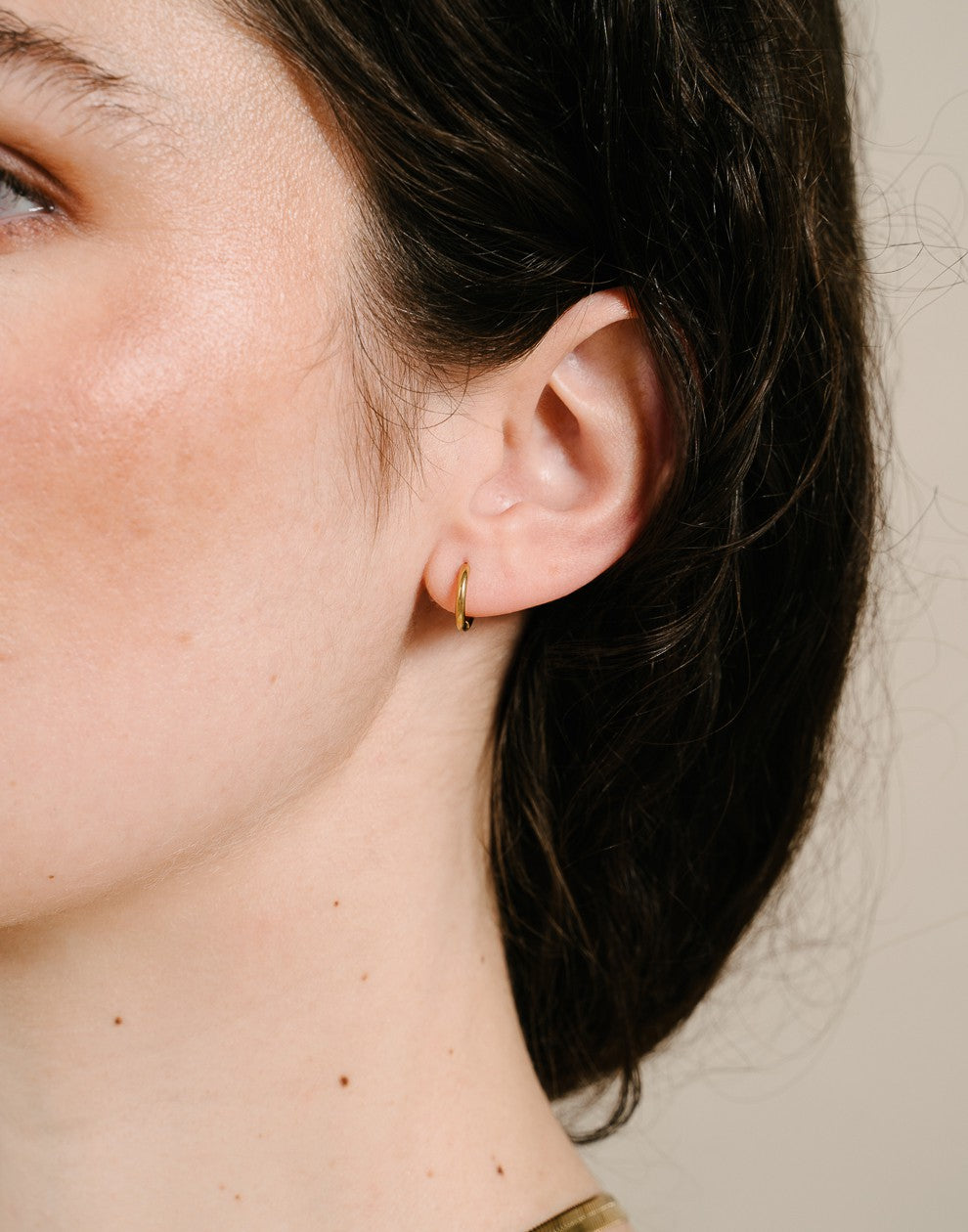 Basic creool klein goudkleurig