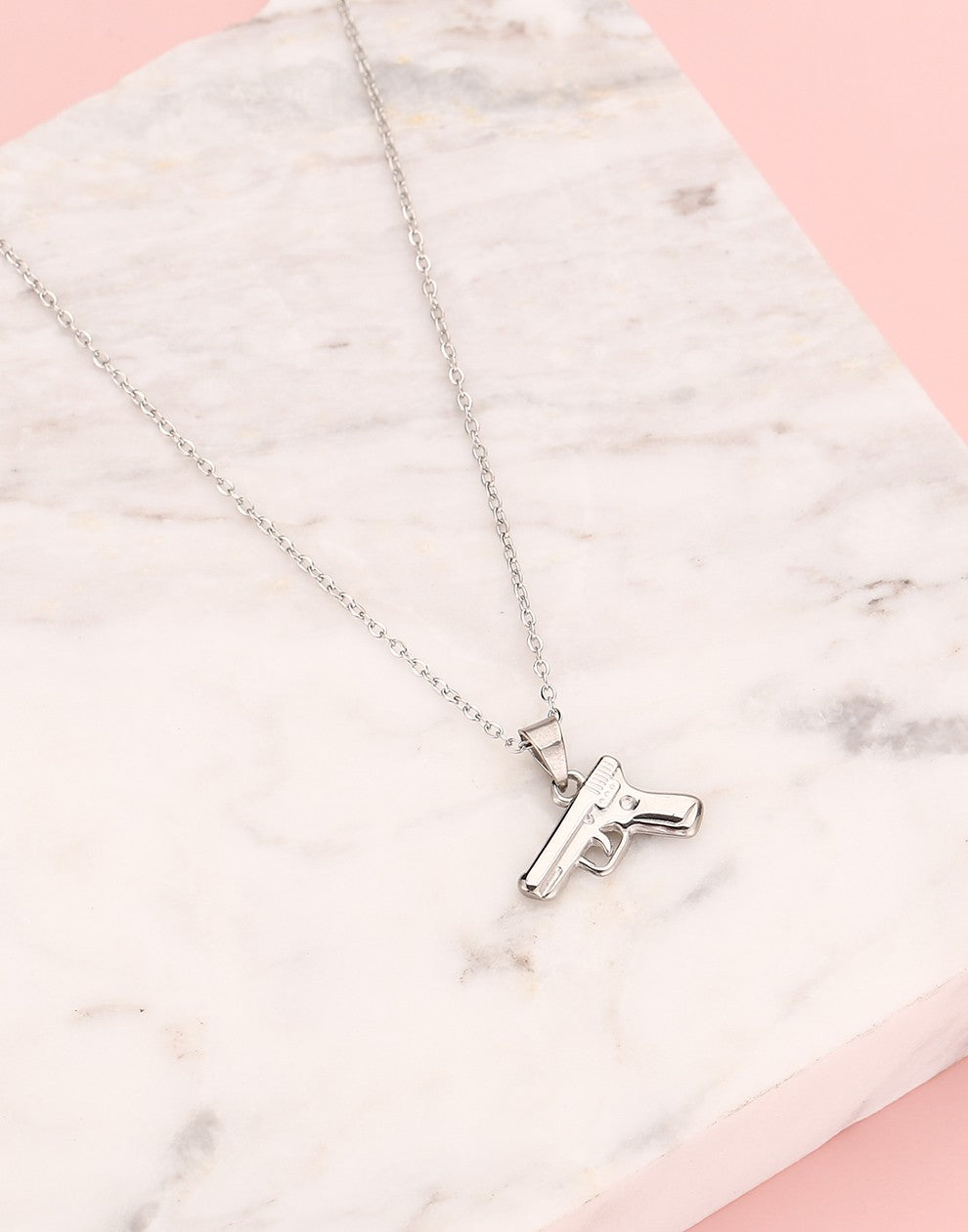 Gun necklace zilverkleurig
