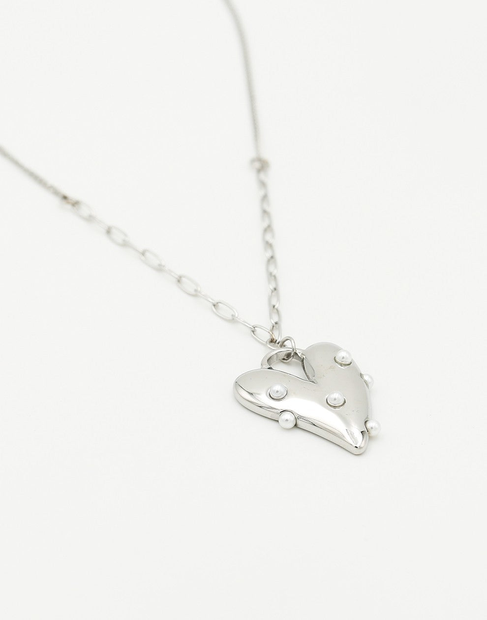 ketting vintage hart met parels zilverkleurig