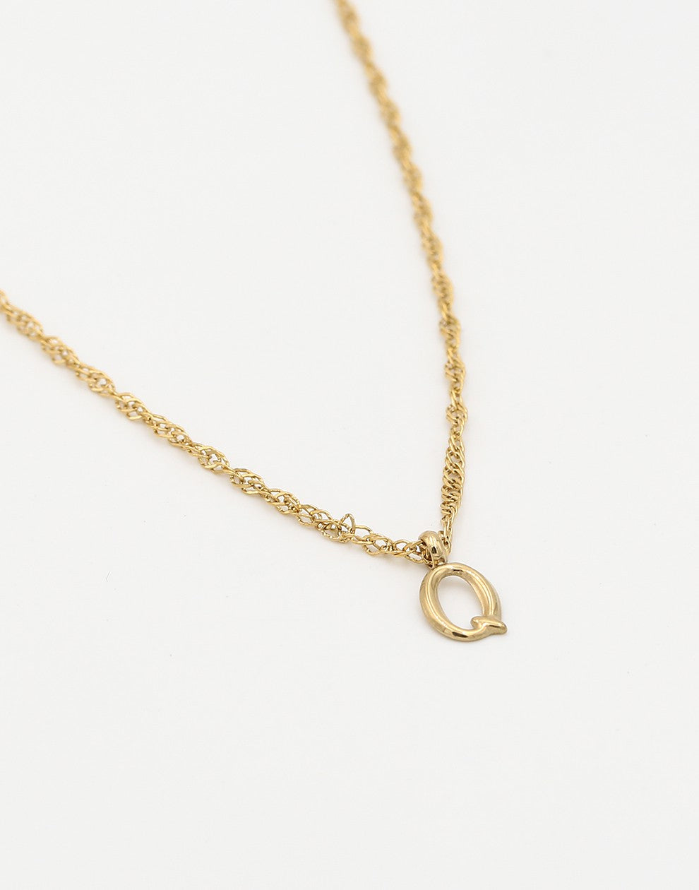 Initial ketting vintage Q goudkleurig