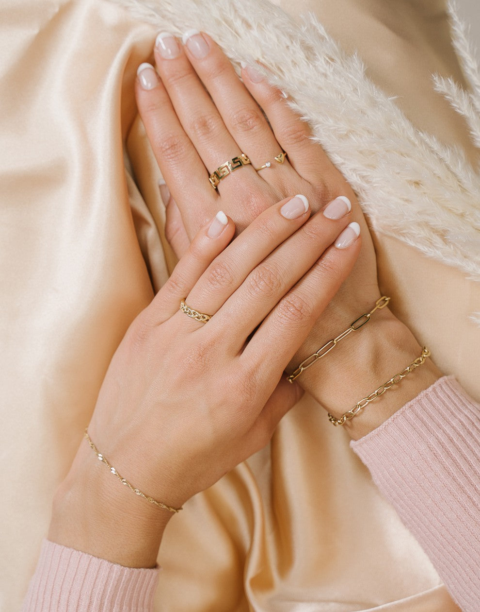 Ring Z patroon goudkleurig