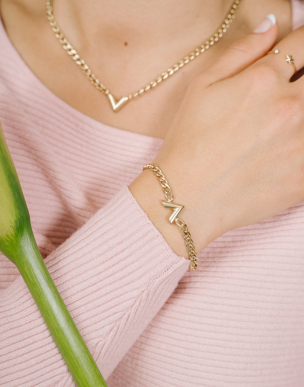 Schakelketting v goudkleurig grof