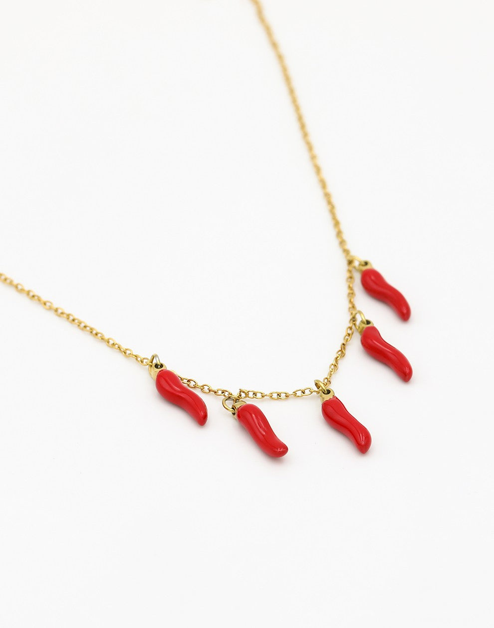 fijne ketting rode pepers goudkleurig