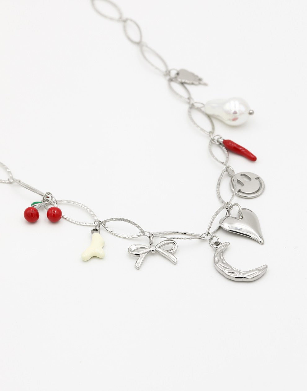 ovale schakelketting met bedels zilverkleurig