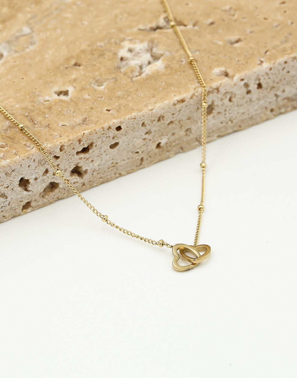 Ketting met dubbele hartjes goudkleurig