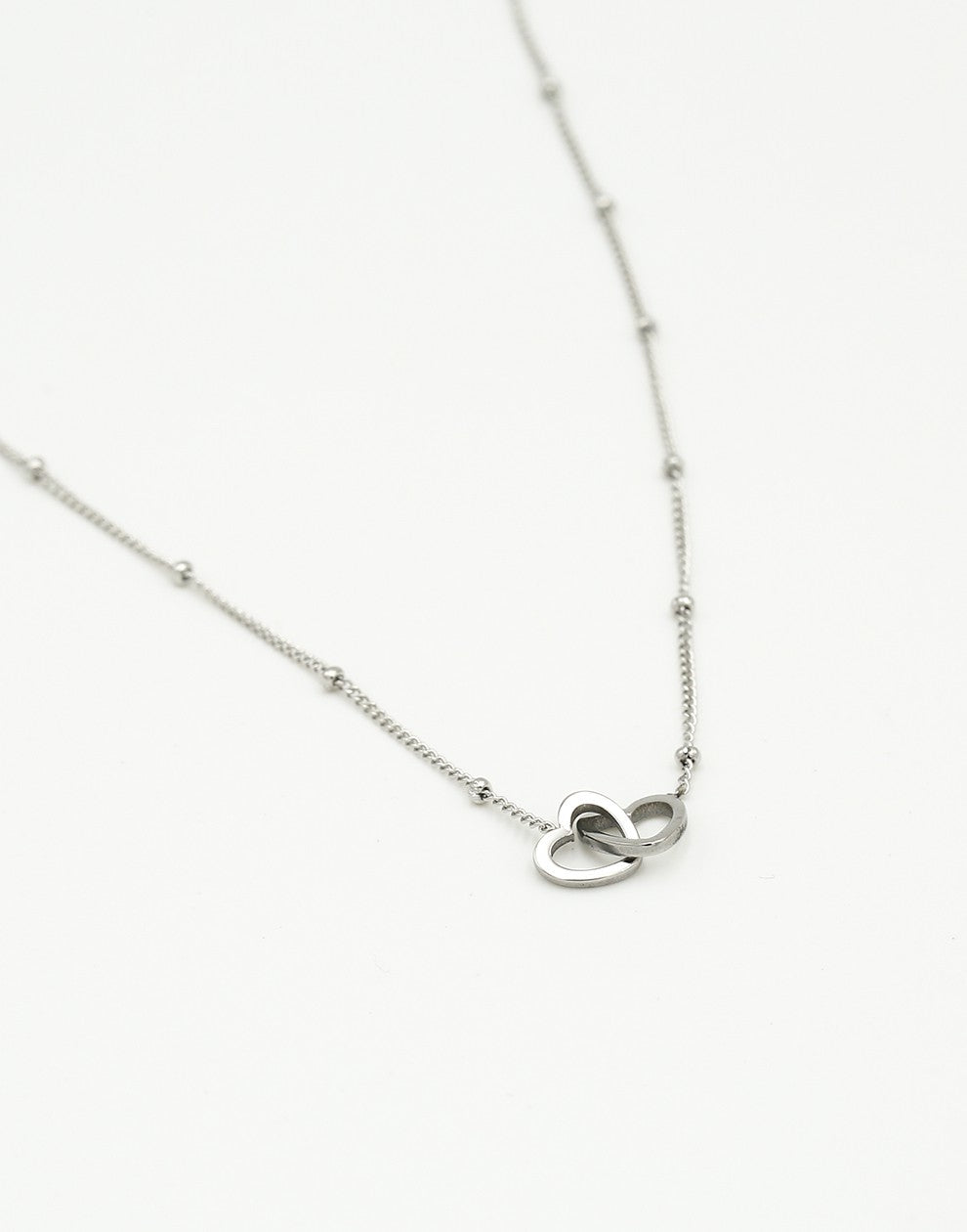 Ketting met dubbele hartjes zilverkleurig