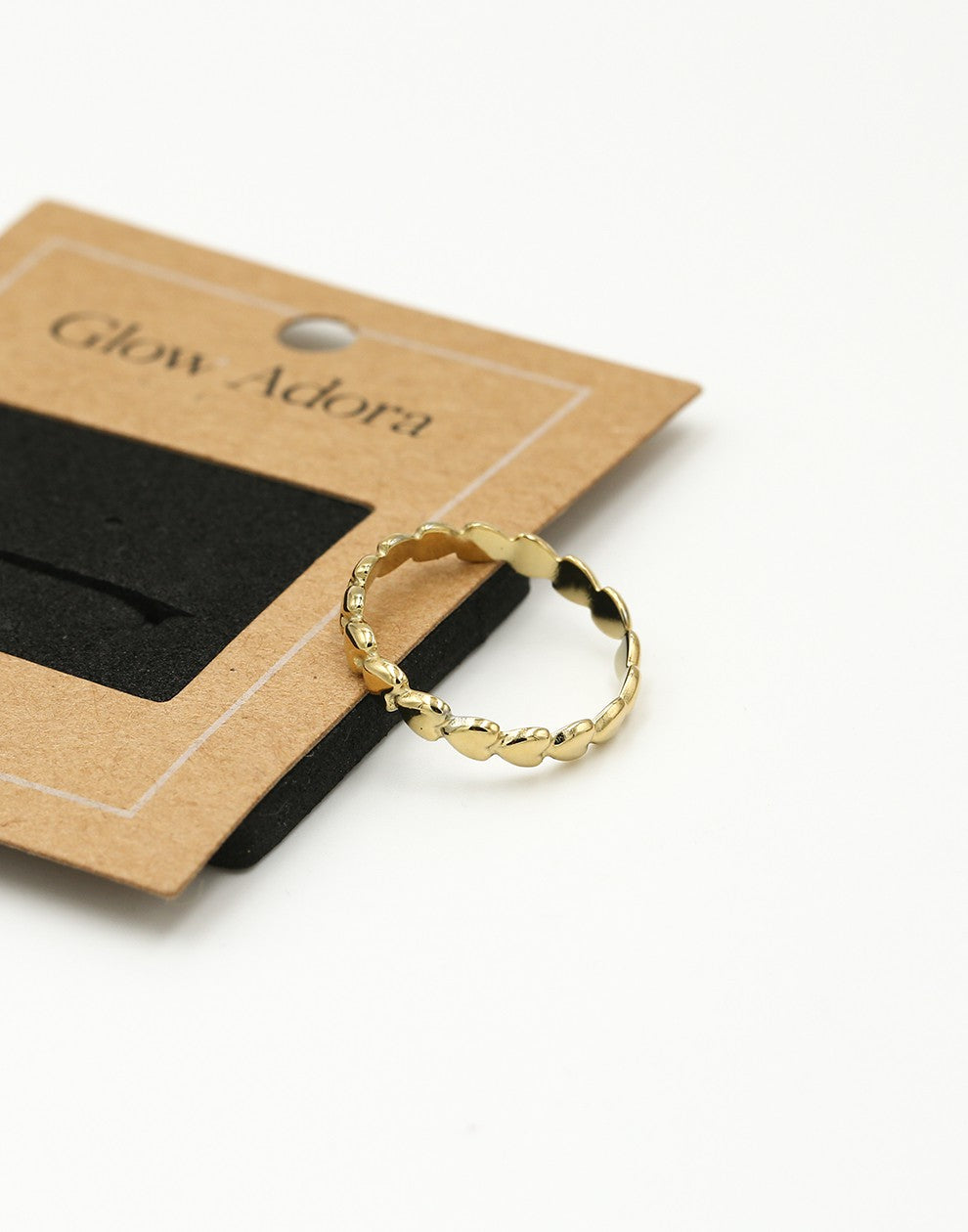 Ring goudkleurig hartjes fijn