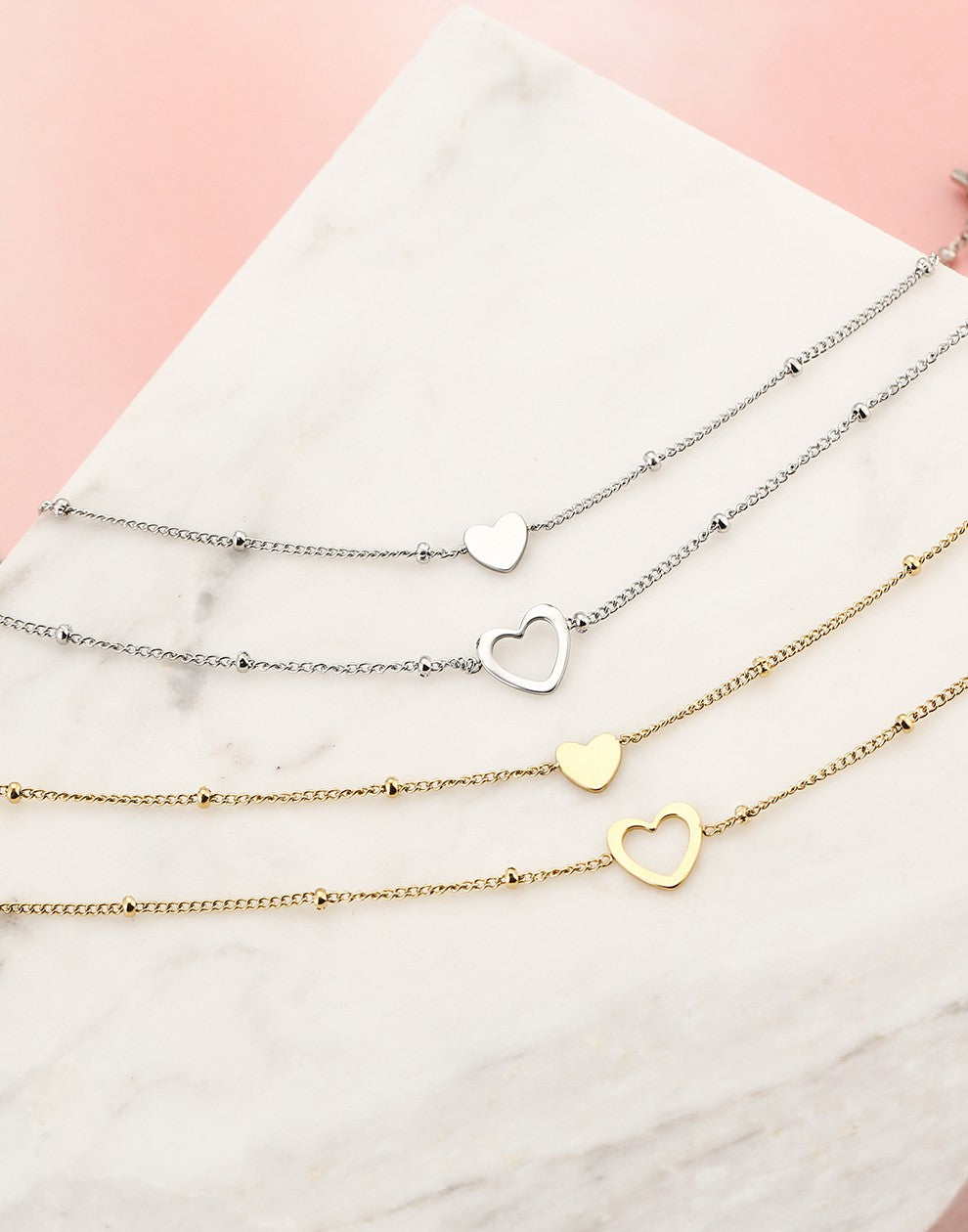 Vriendschapsarmbanden set love goudkleurig