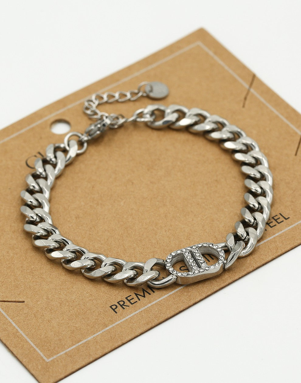 Armband DD met strass zilverkleurig