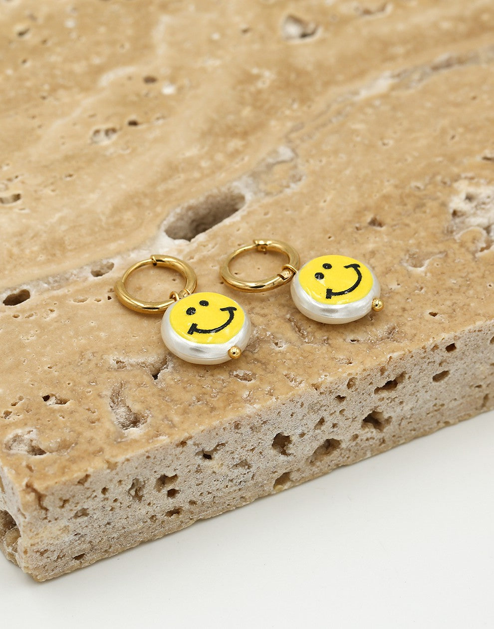Oorringen parel smiley