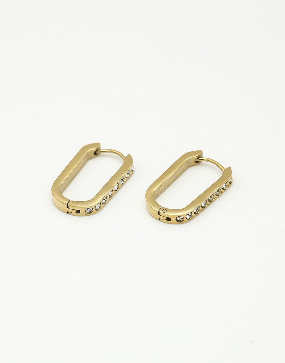 Rectangular earrings with gold-colored stones