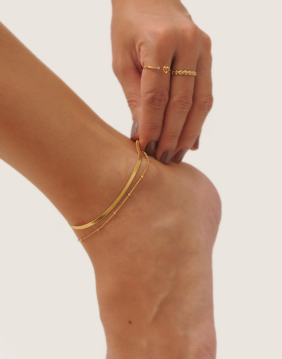 Ring heart with stone in gold color