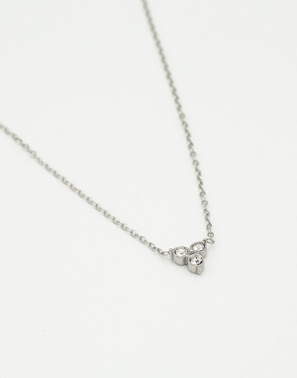 Ketting steentjes driehoek zilverkleurig