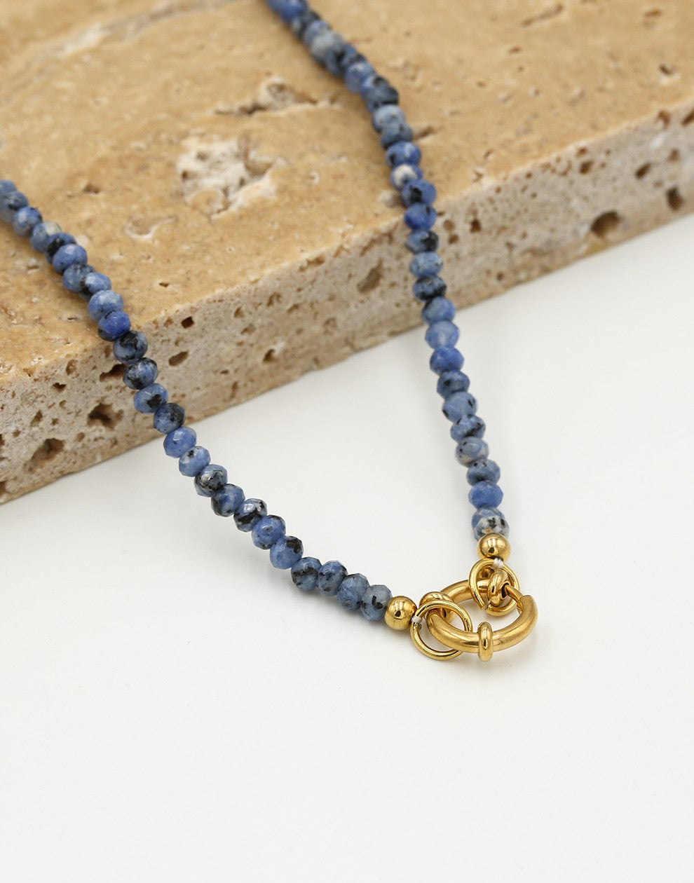 Kralenketting met slotje blauw
