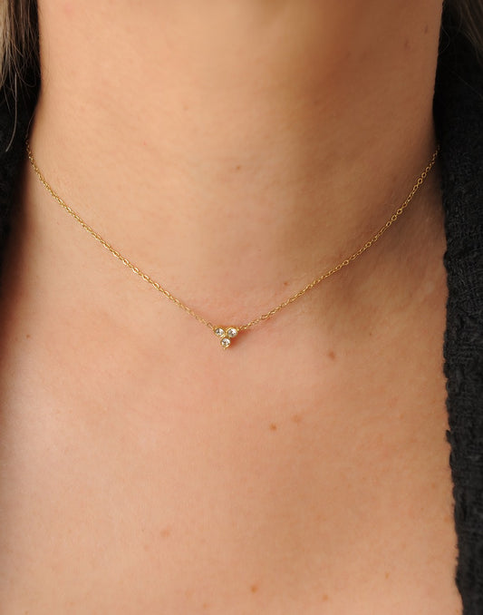 Ketting steentjes driehoek goudkleurig