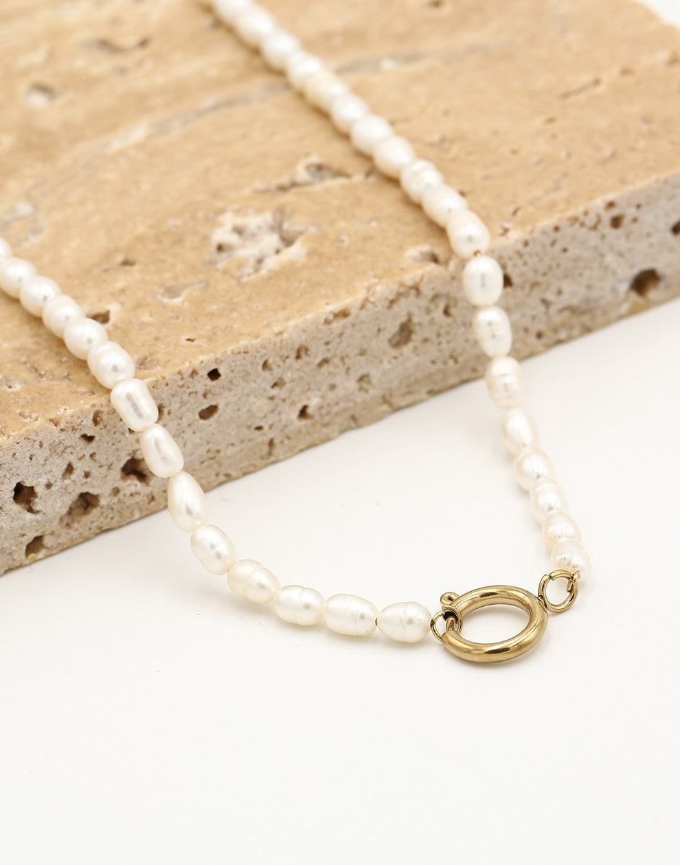 Parelketting met slotje