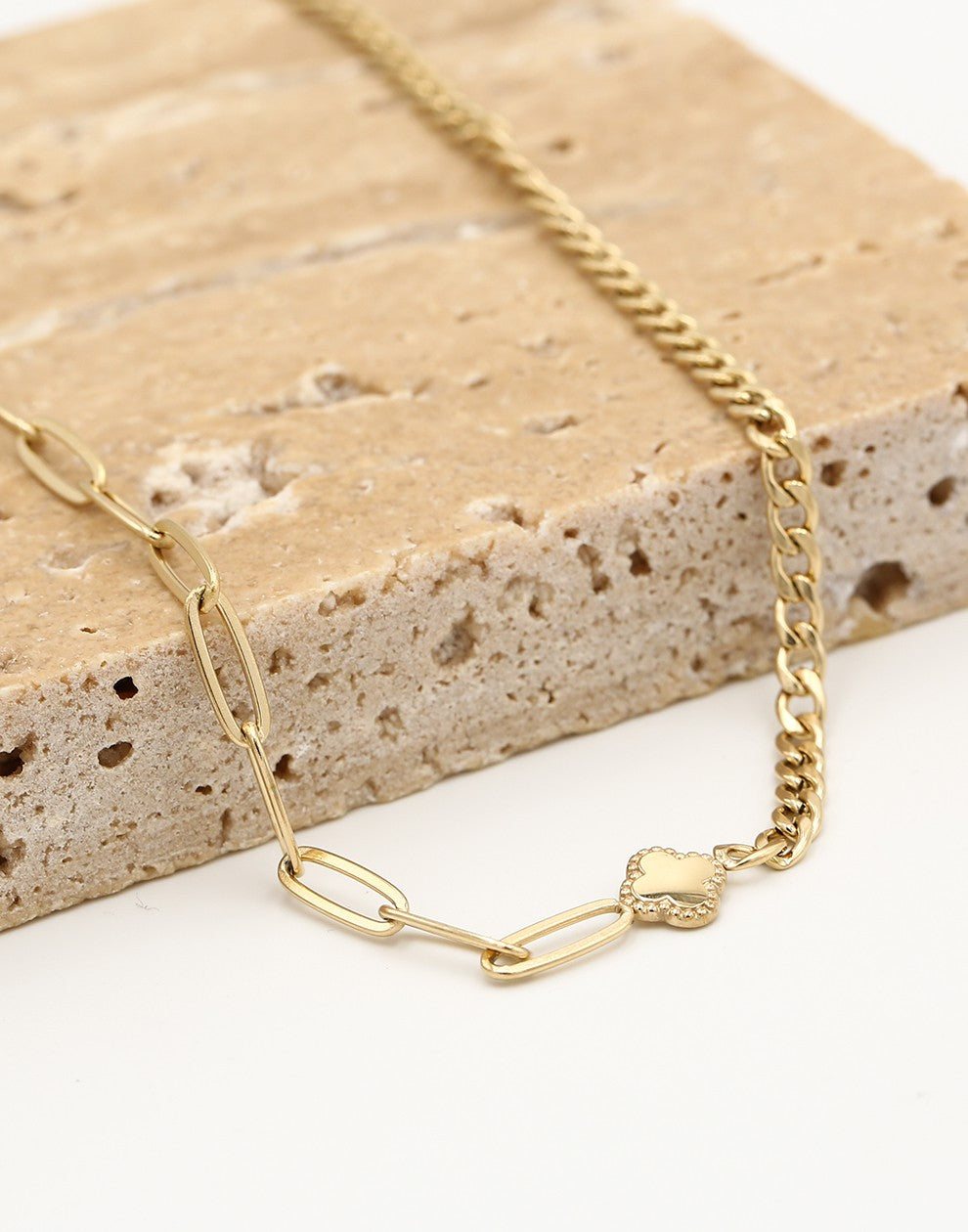 Ketting klaver goudkleurig