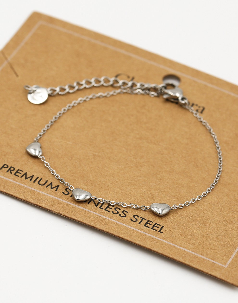 Armband drie hartjes zilverkleurig