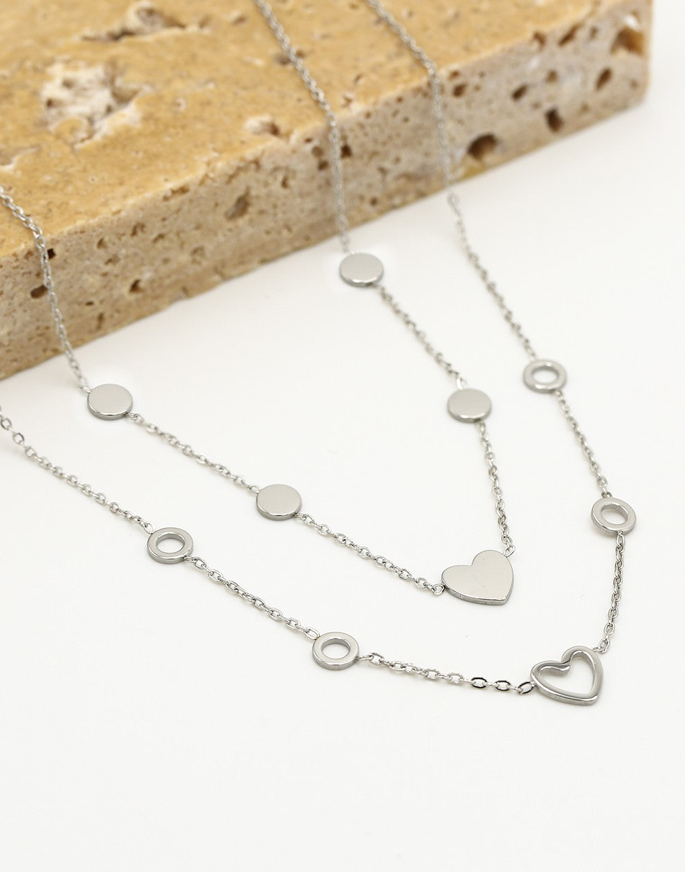 Vriendschaps kettingen hartjes met cirkels zilverkleurig