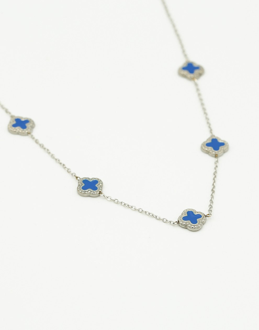 Ketting klavers blauw zilverkleurig