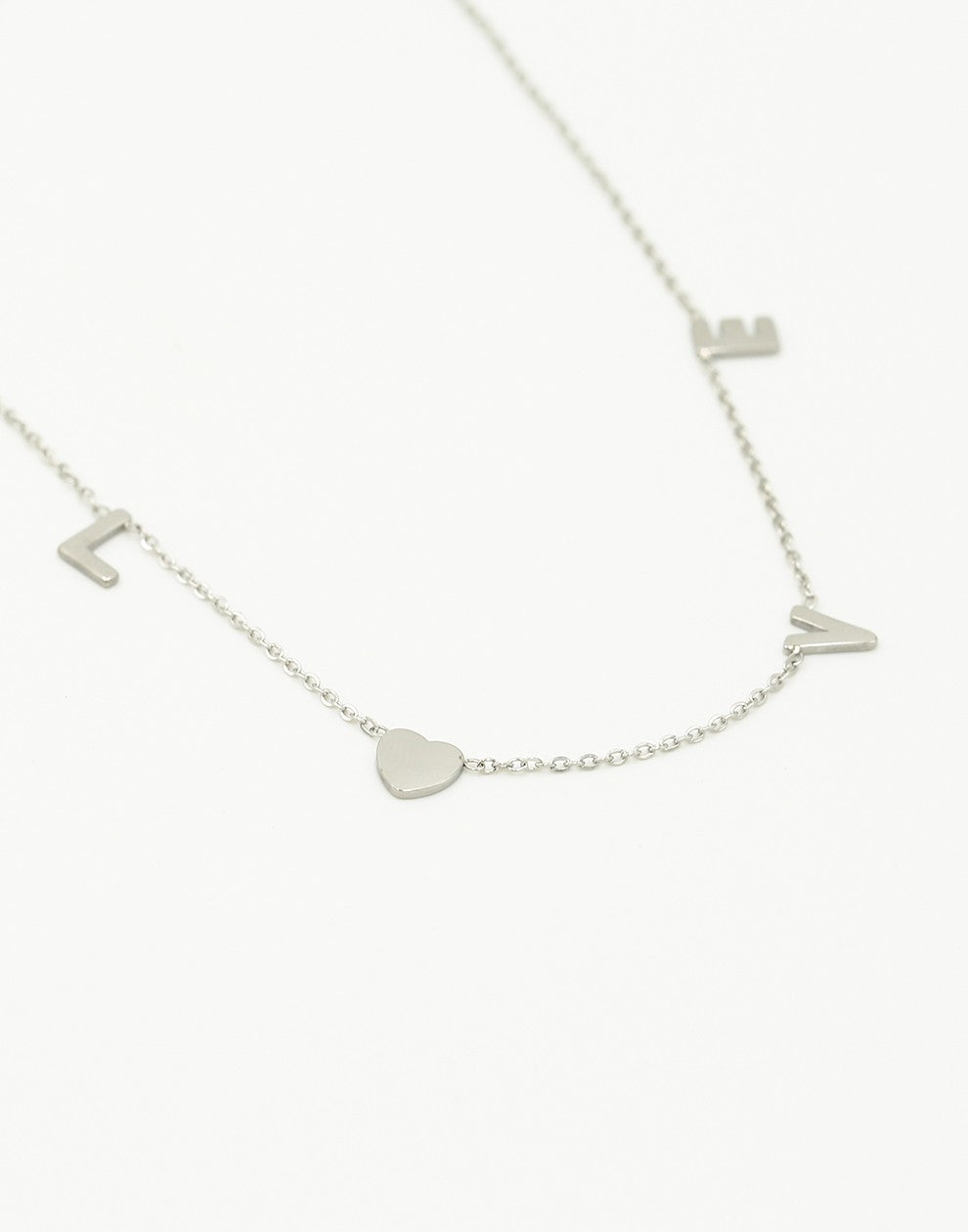 Ketting love zilverkleurig