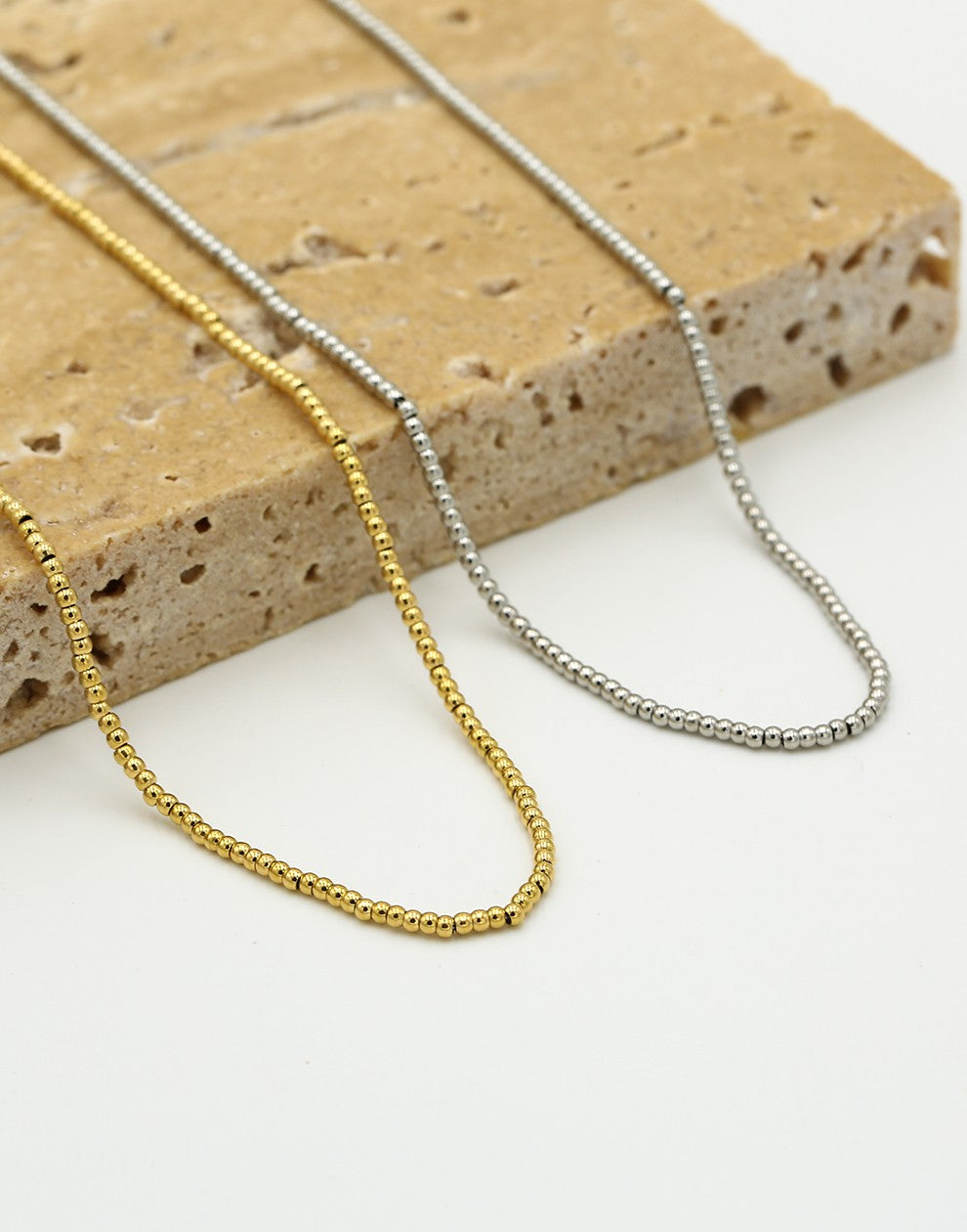 Ketting bolletjes mini goudkleurig