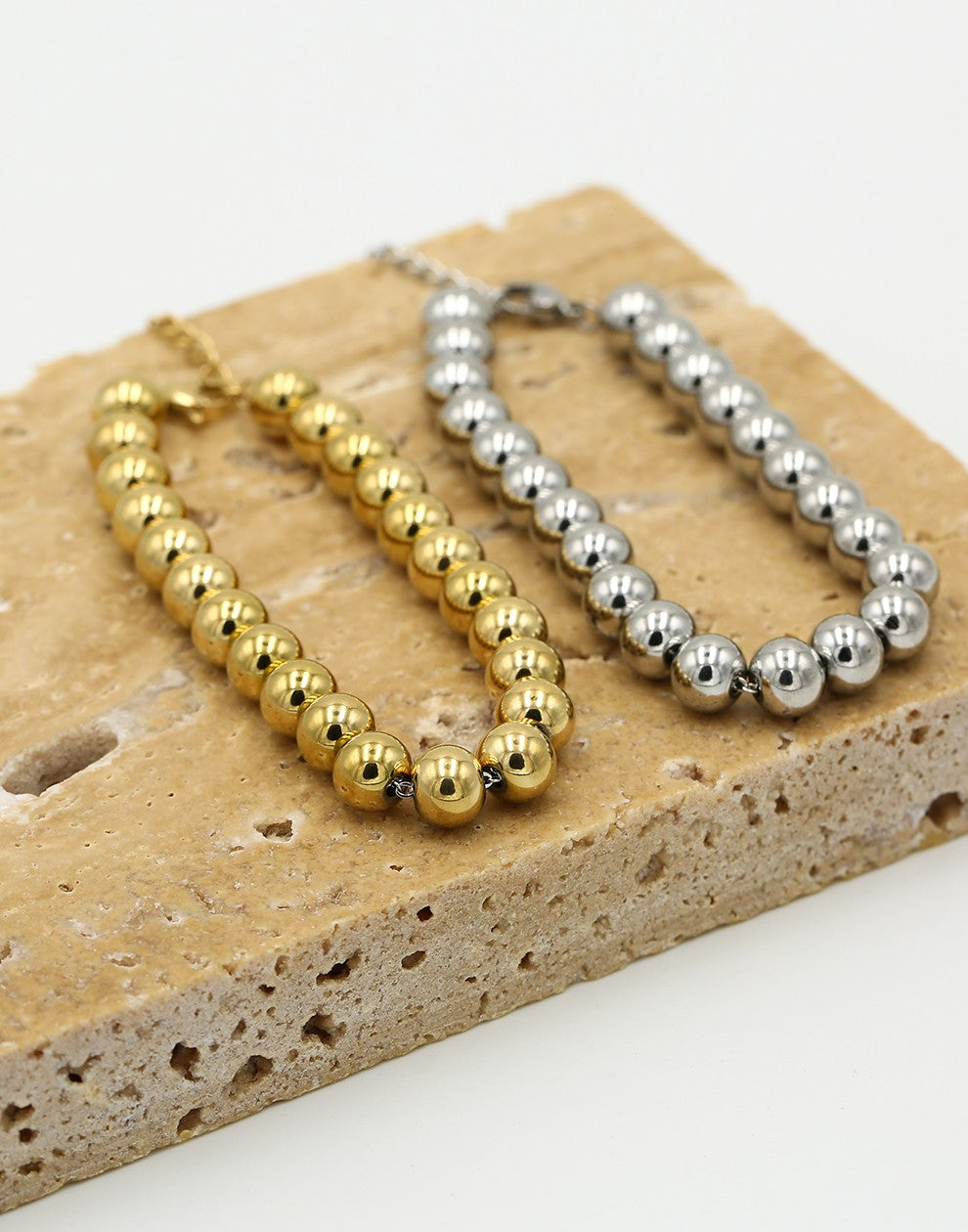 Armband bolletjes 8mm goudkleurig