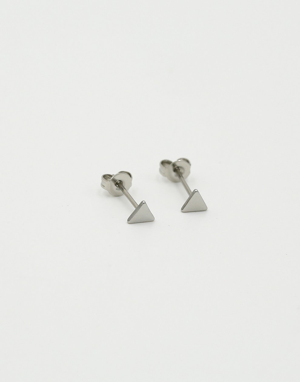 Studs driehoek zilverkleurig