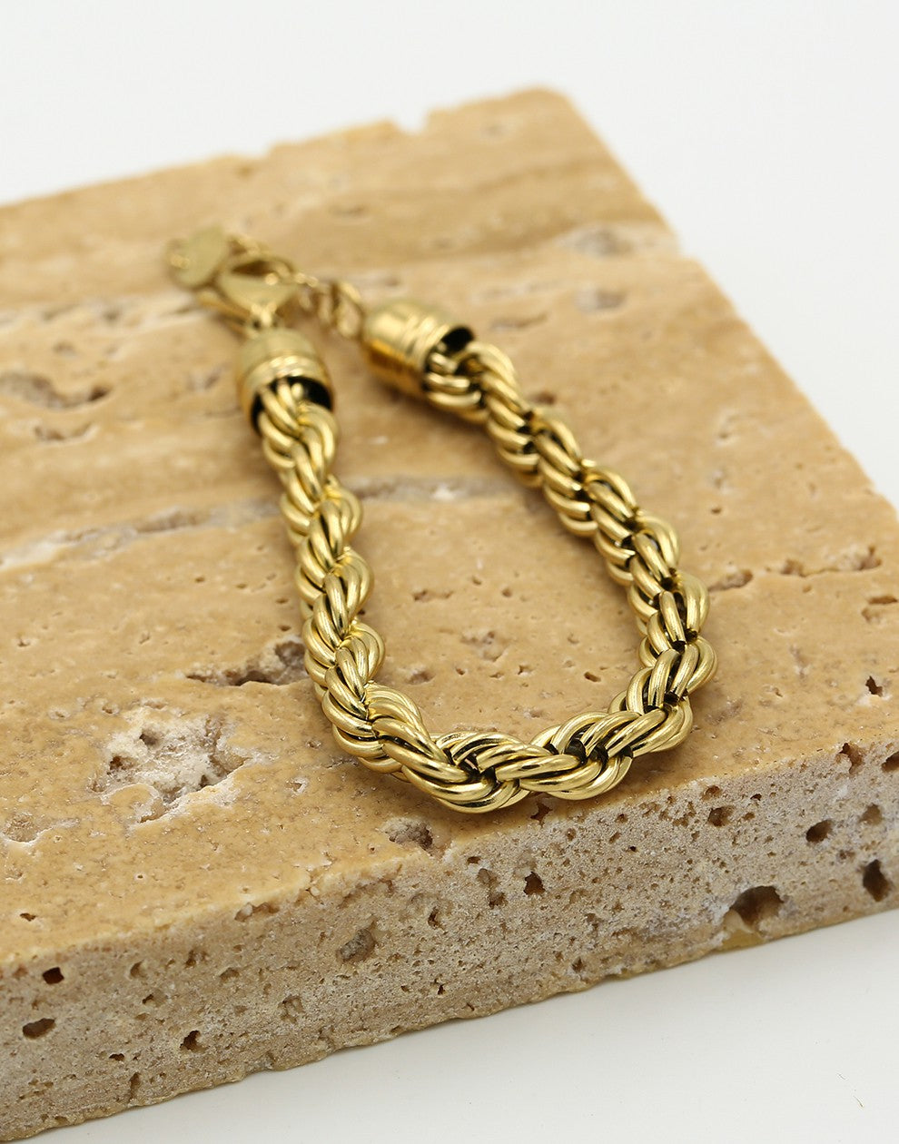 Twisted chunky gold-colored link bracelet