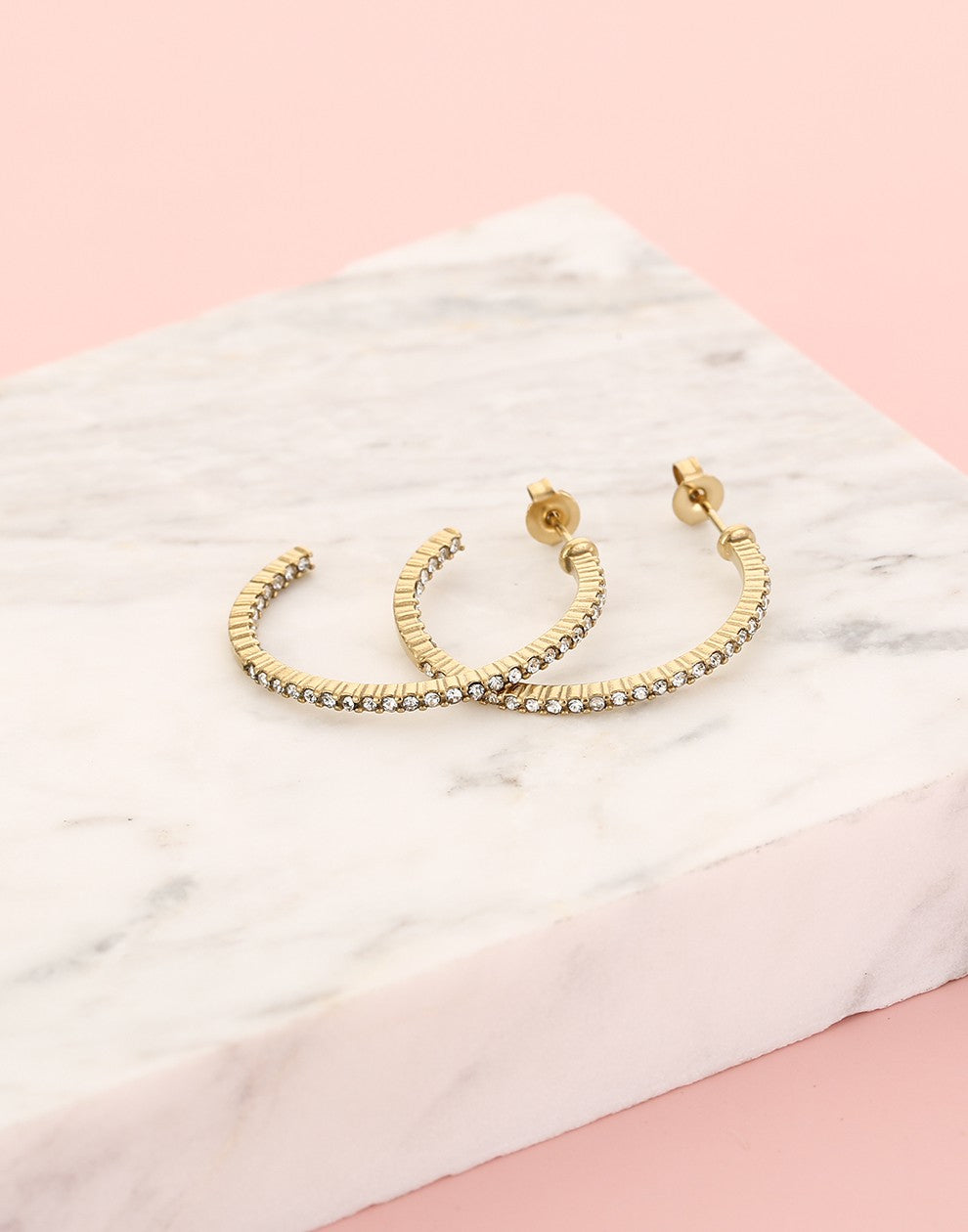 Oorbellen hoops steentjes kristal