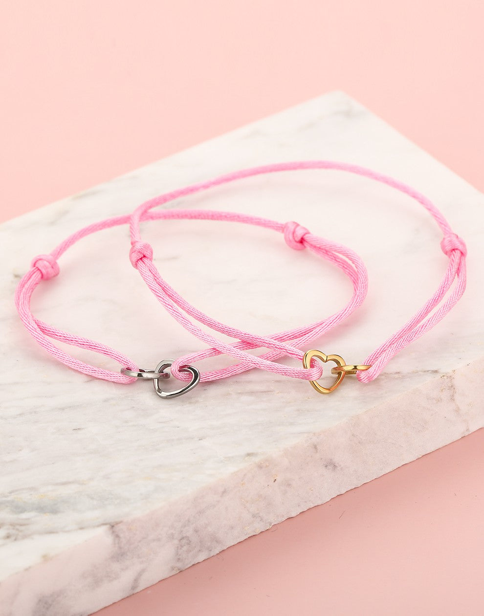 vriendschaps sieraden armbandjes hartjes roze