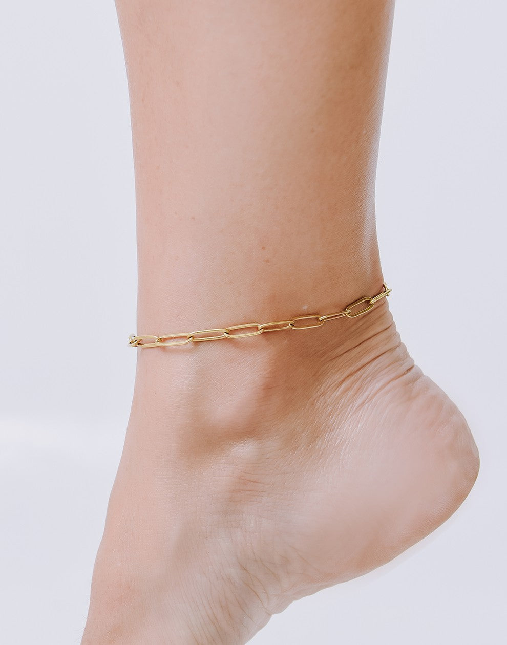 Enkelbandje platte paperclip schakel goudkleurig