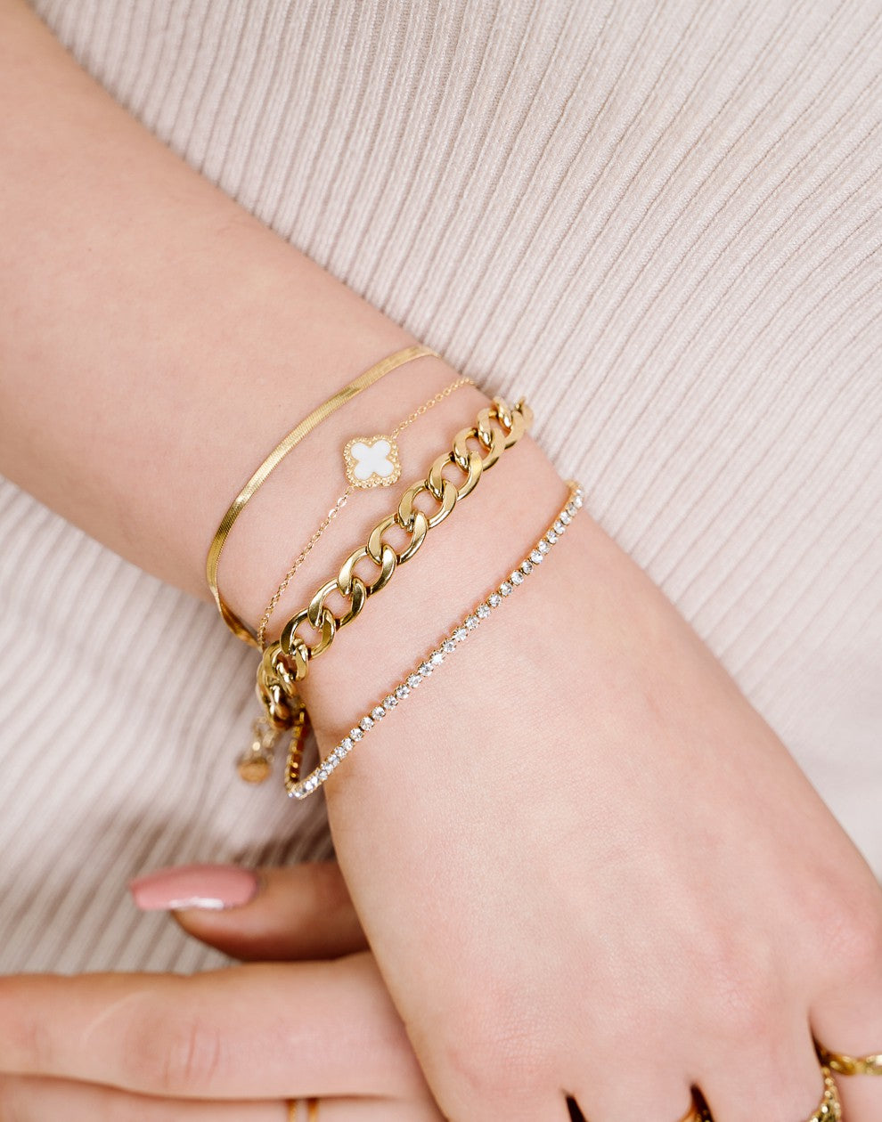 schakelarmband goudkleurig