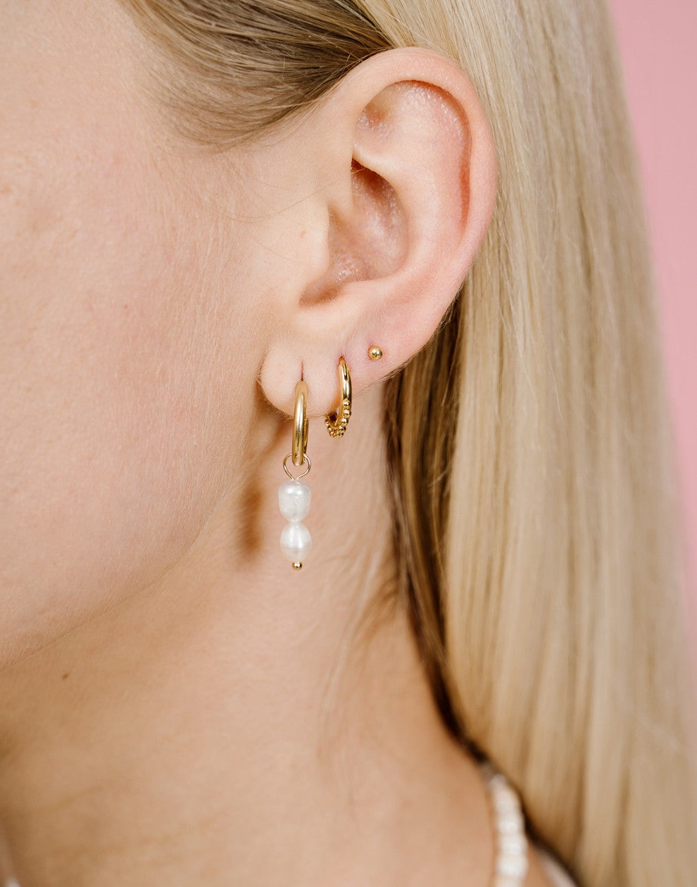 Oorringen bali bolletjes mini goudkleurig