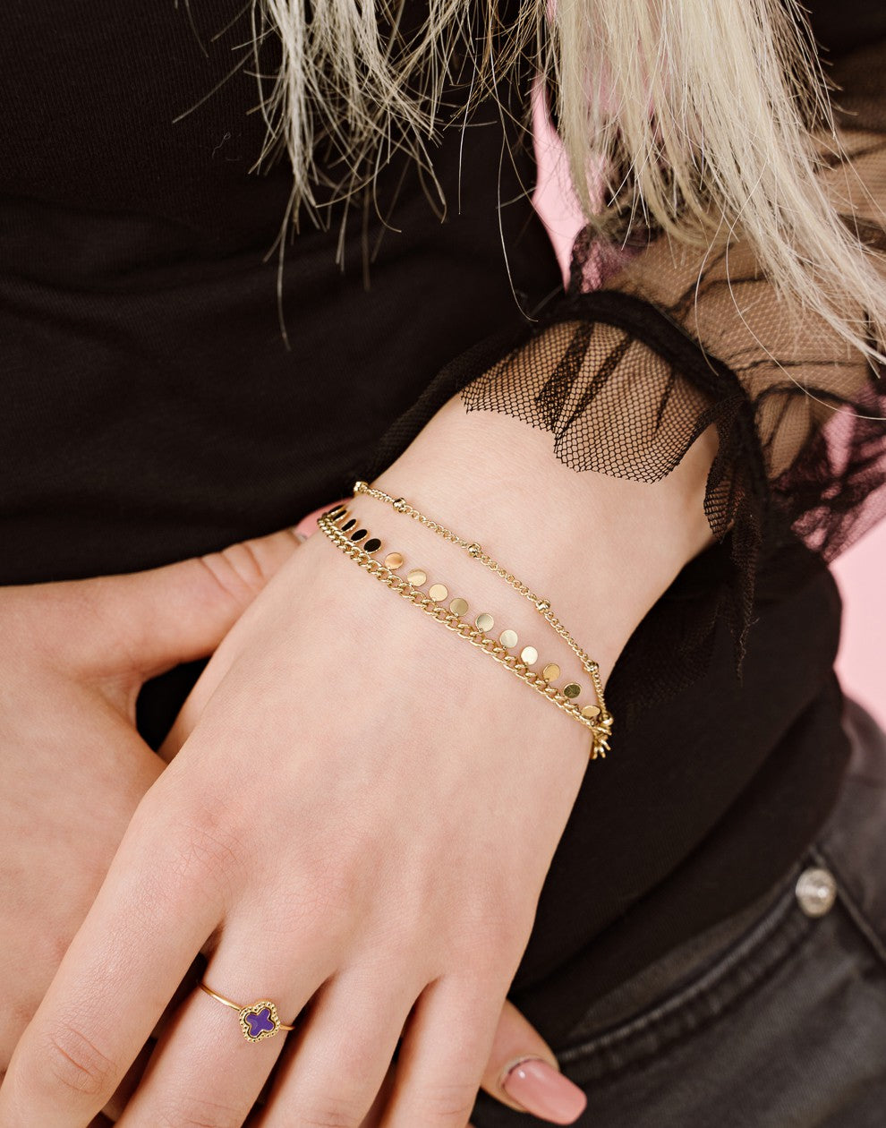 Bracelet with coins and balls, gold-colored chain