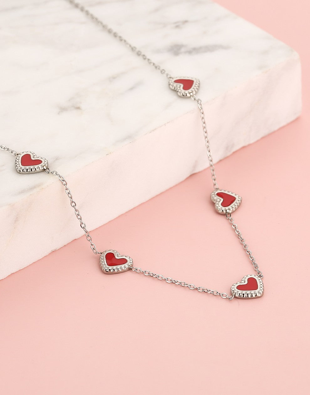 ketting vintage hartjes rood zilverkleurig