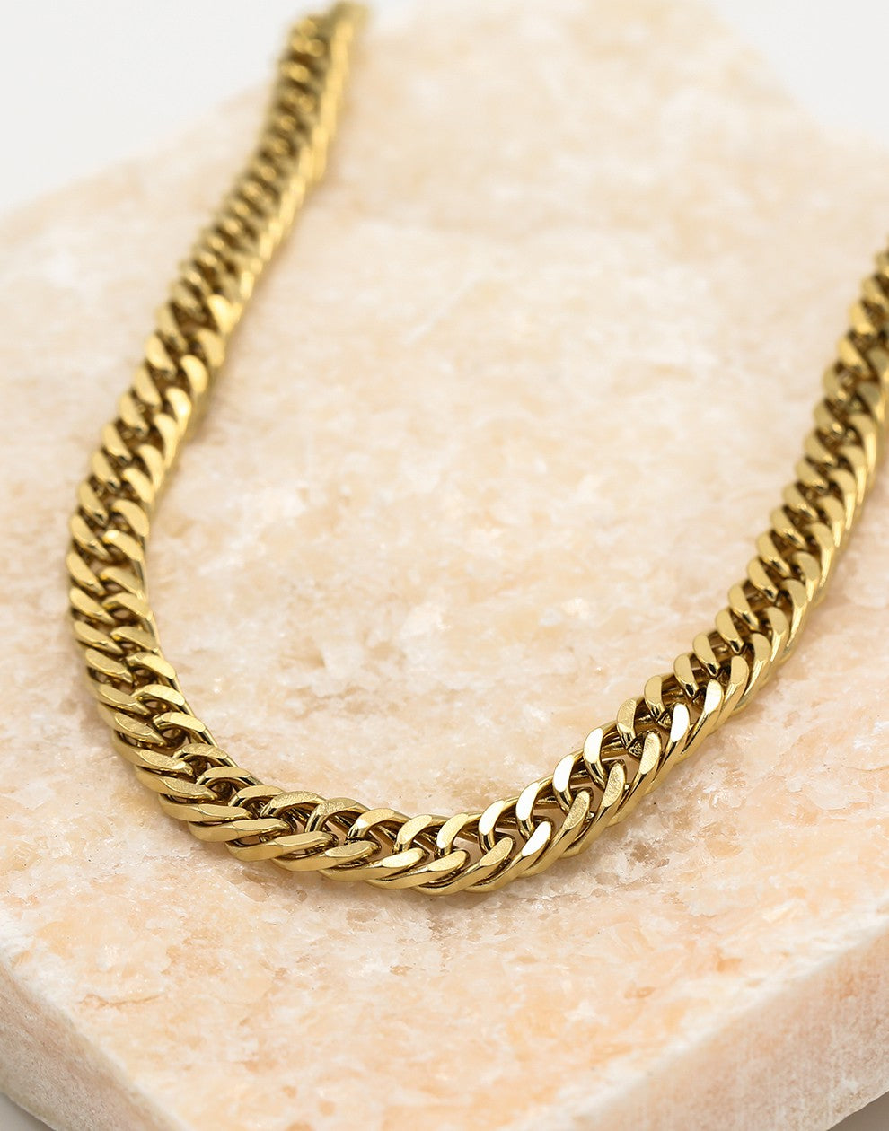 Groffe schakelketting goudkleurig