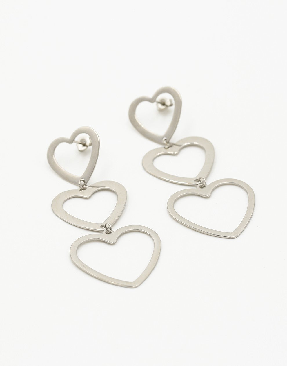 oorhangers open hartjes zilverkleurig