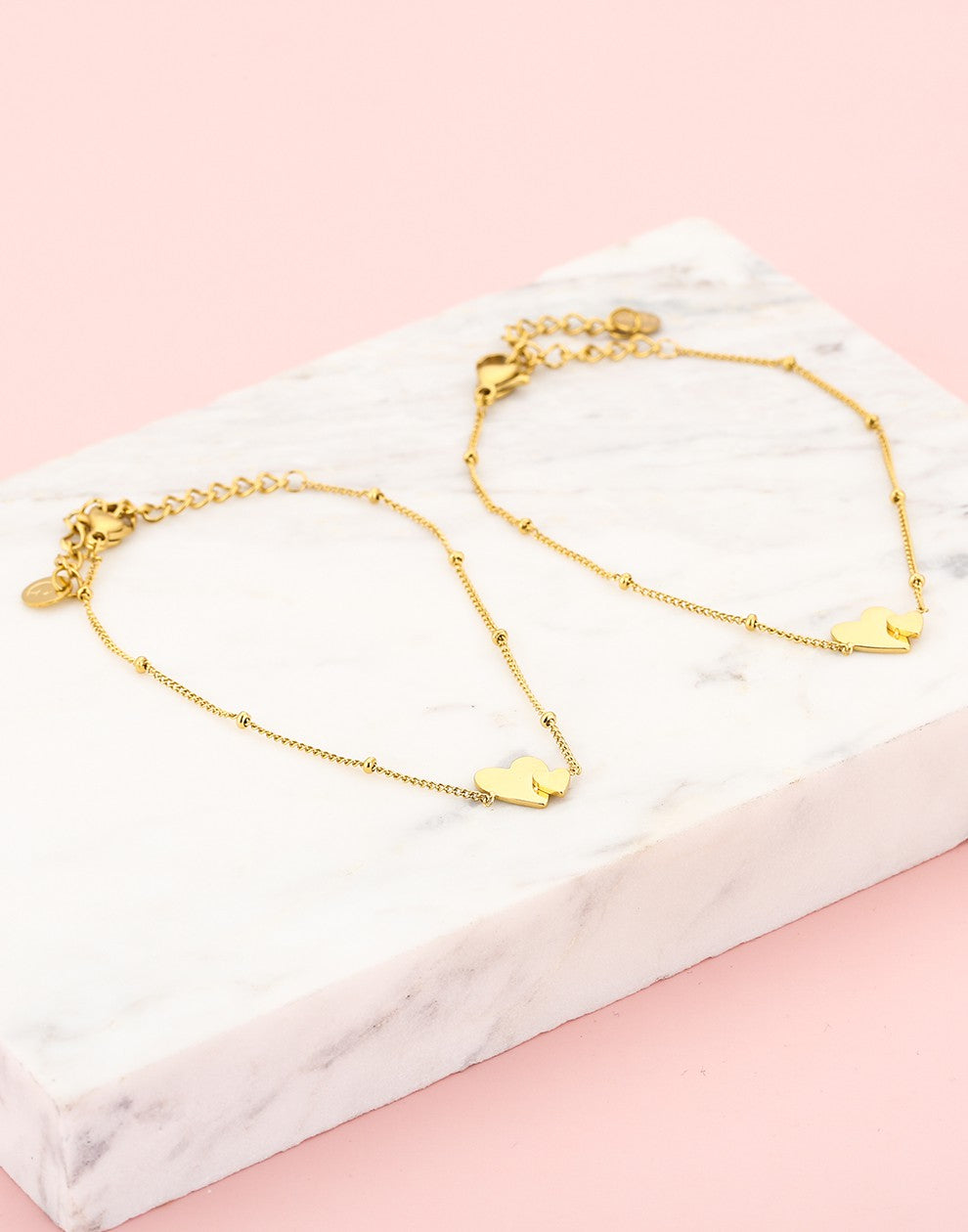 Friendship bracelet love goudkleurig