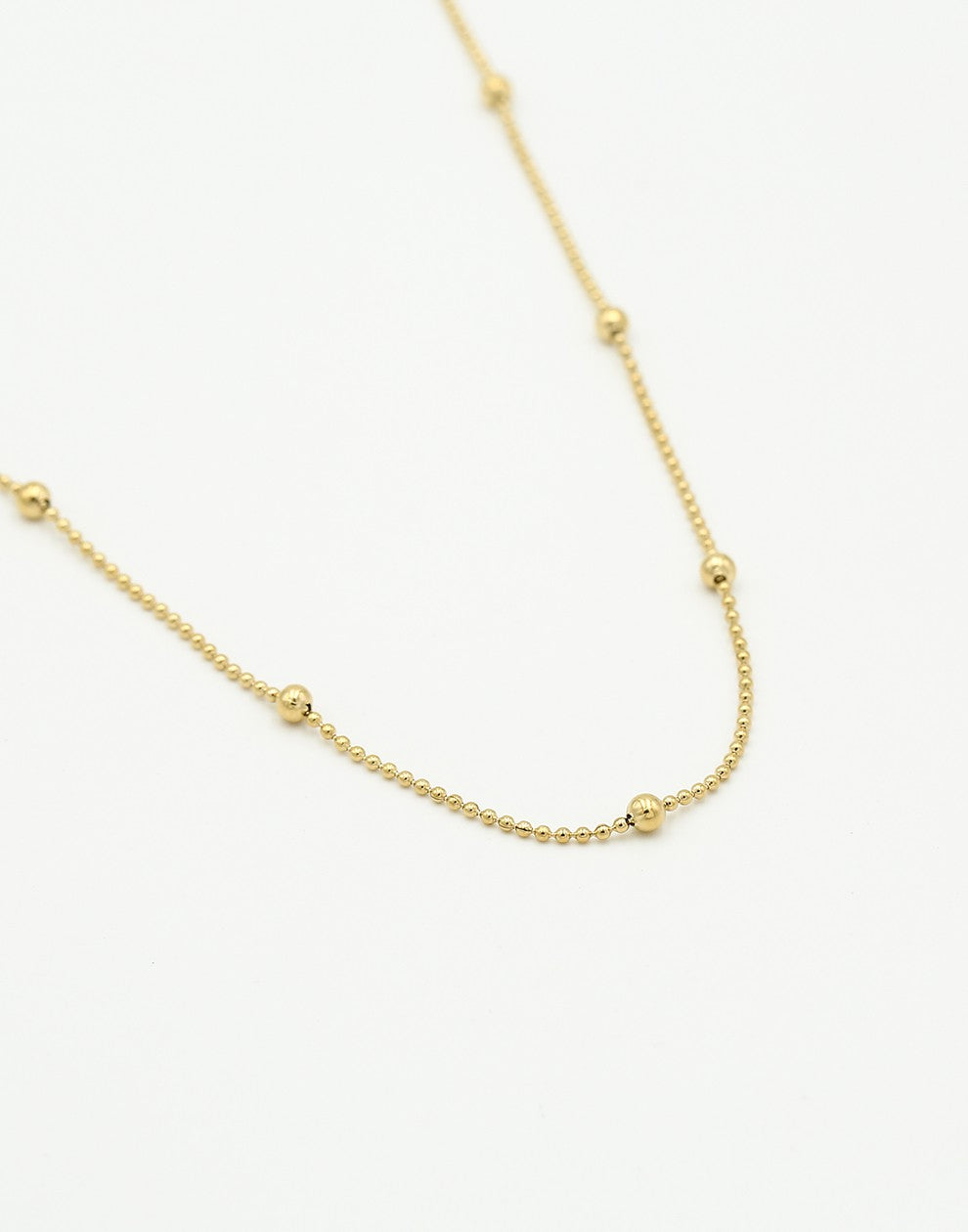 goudkleurigen bolletjes ketting