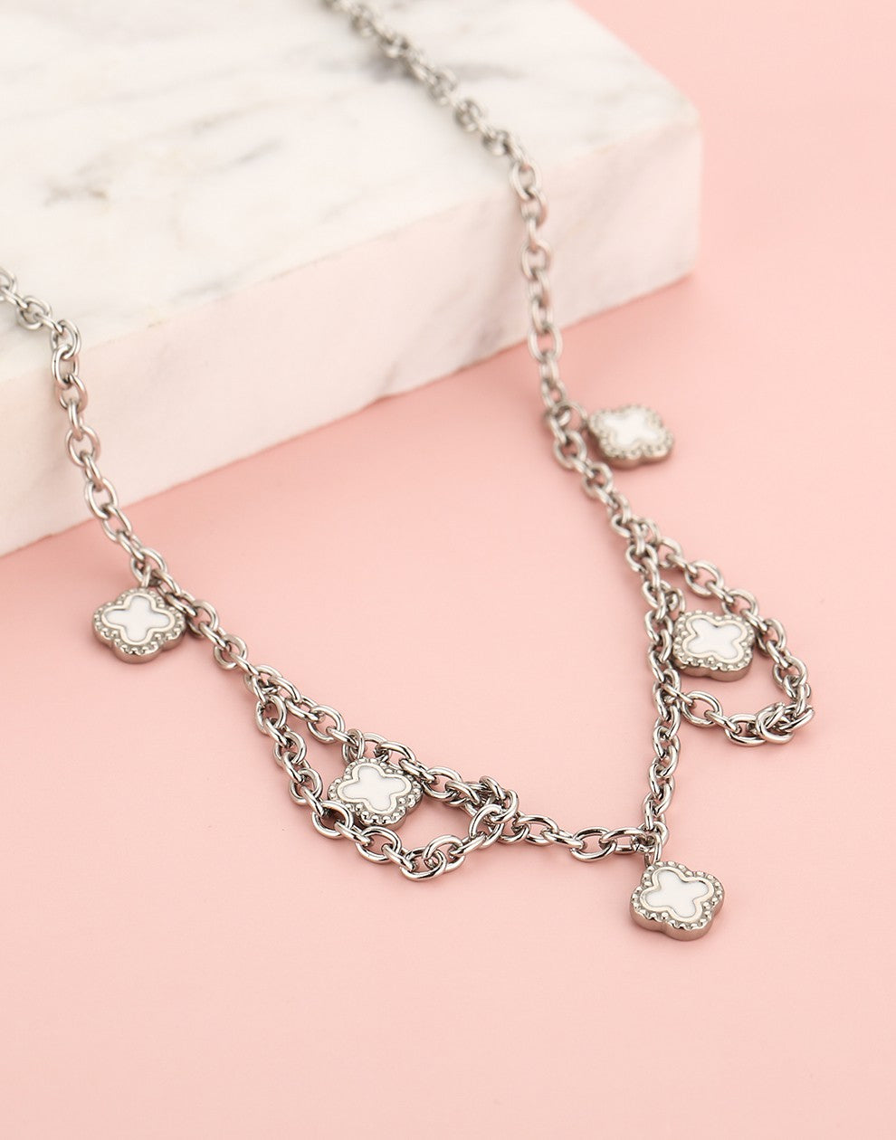 Schakelketting klavers zilverkleurig