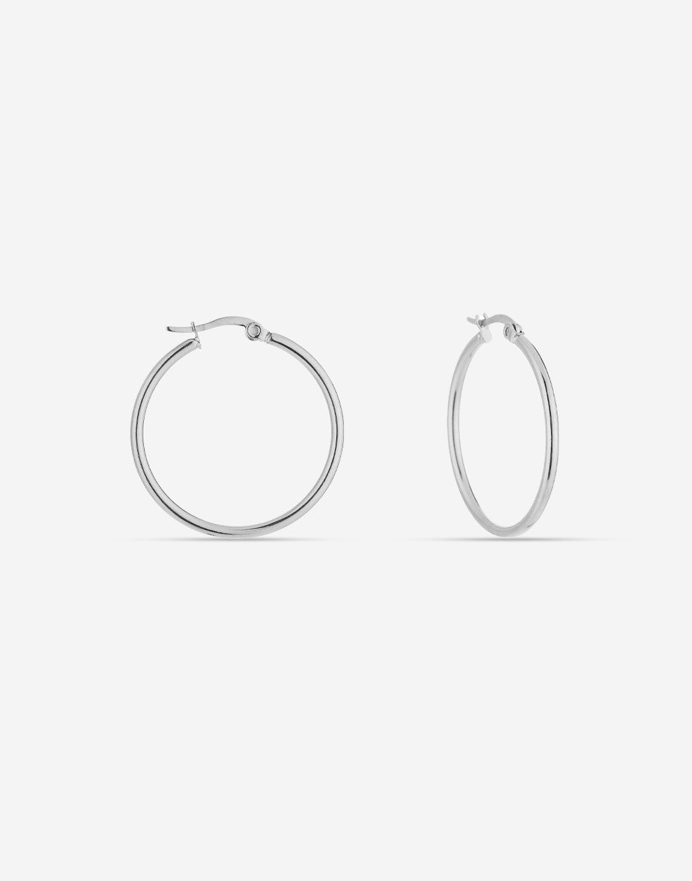 Thin silver-colored hoop earrings 30mm