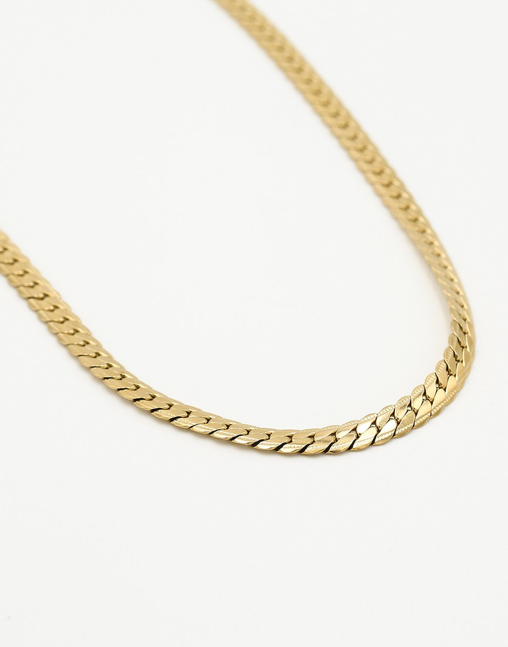Platte schakelketting goudkleurig