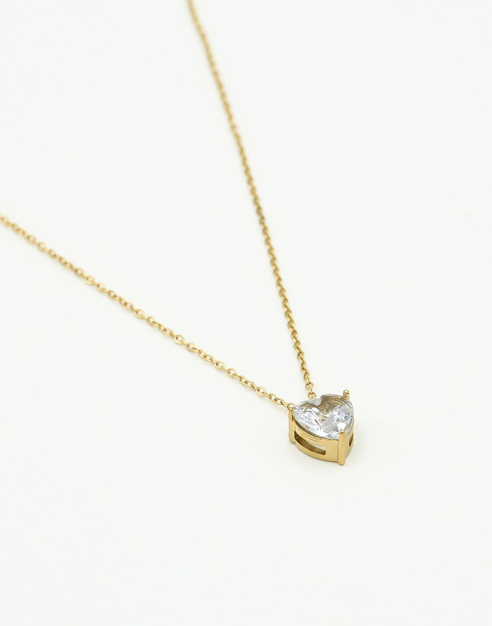 Ketting steen hartje goudkleurig