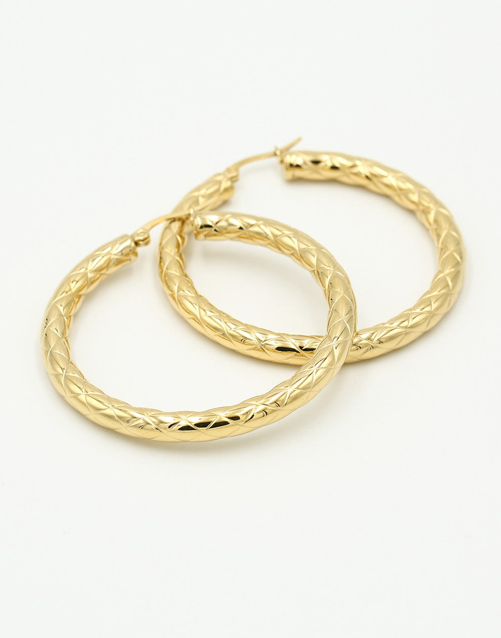 Hoops met structuur 50mm goudkleurig